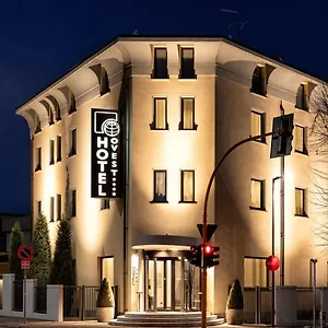 https://hotel-ovest.emilia-romagnahotels.net